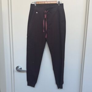 Figs Zamora Scrub Pants in Espresso